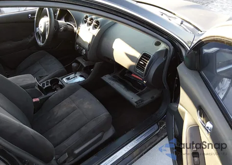 2011 Nissan Altima 2.5 S z USA, uszkodzony, nr VIN 1N4AL2AP4BN405244